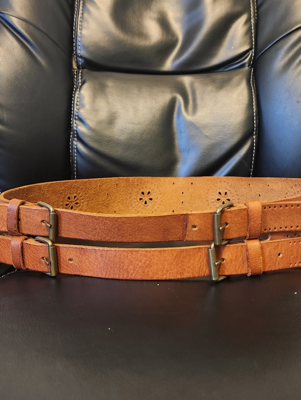Abercrombie & Fitch Double-Strap Leather Belt in Cognac waste hip Sz S